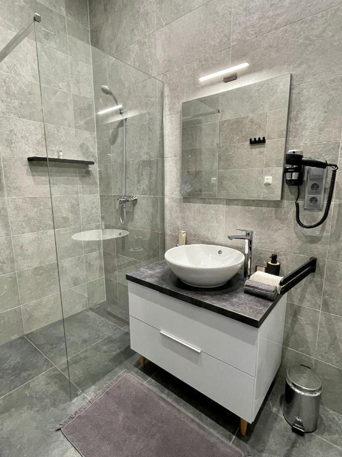 Bogathy Kuria Business Apartments Nyirbogat Buitenkant foto